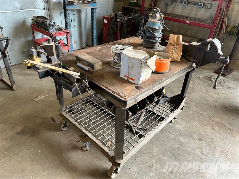 Shop Table Muu