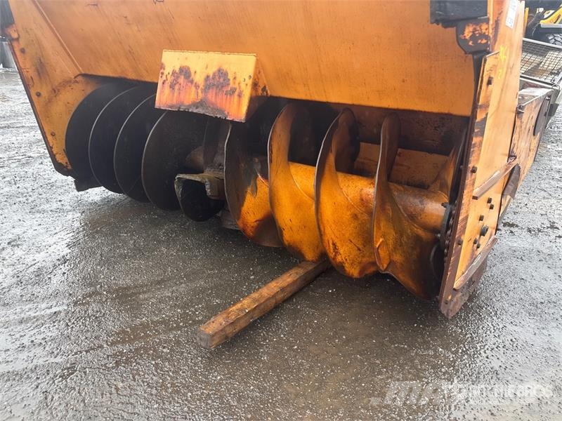 Sicard Inc. 8 ft 6 in Q/C Snow Blower - Fits Wheel Loader Lumilingot