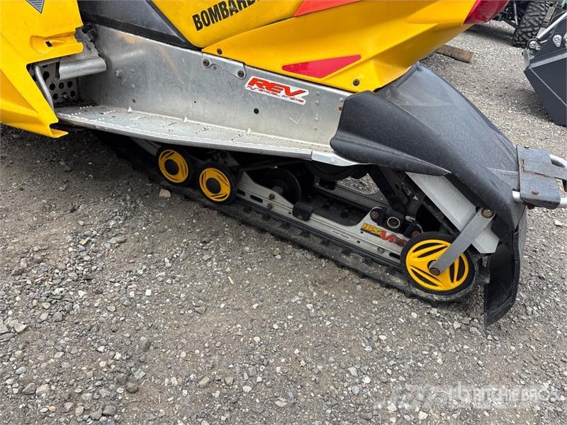 Ski-doo MXZ-E 600 Snowmobile Snowmobiles