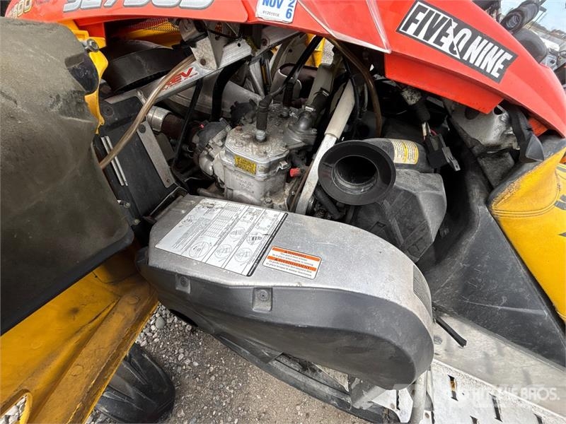Ski-doo MXZ-E 600 Snowmobile Snowmobiles