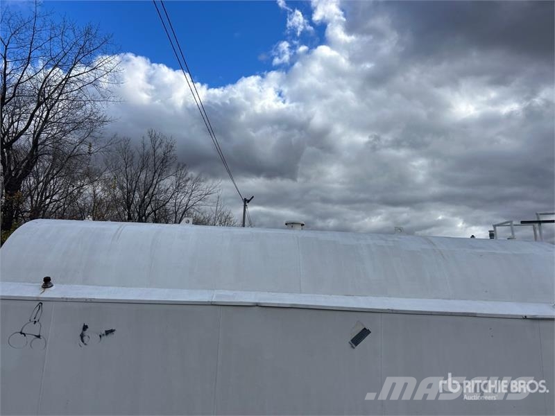  Skid Mounted Steel 28'x9'6" Fuel Tank صهاريج الوقود والصهاريج الإضافية