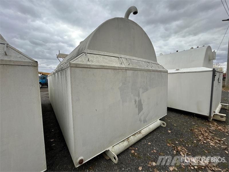  Skid Mounted Steel Oil 20 Ft x 10 Ft Fuel Tank صهاريج الوقود والصهاريج الإضافية