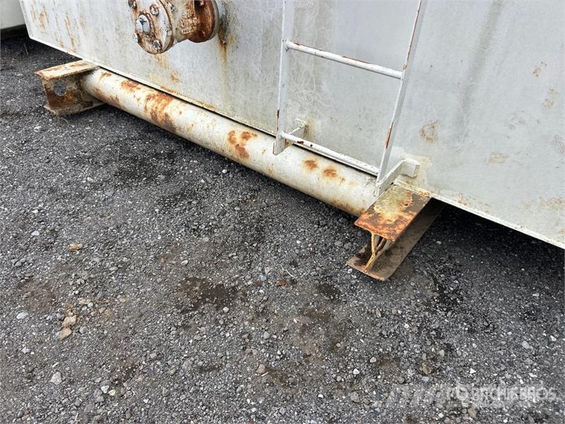  Skid Mounted Steel Oil 20 Ft x 10 Ft Fuel Tank صهاريج الوقود والصهاريج الإضافية