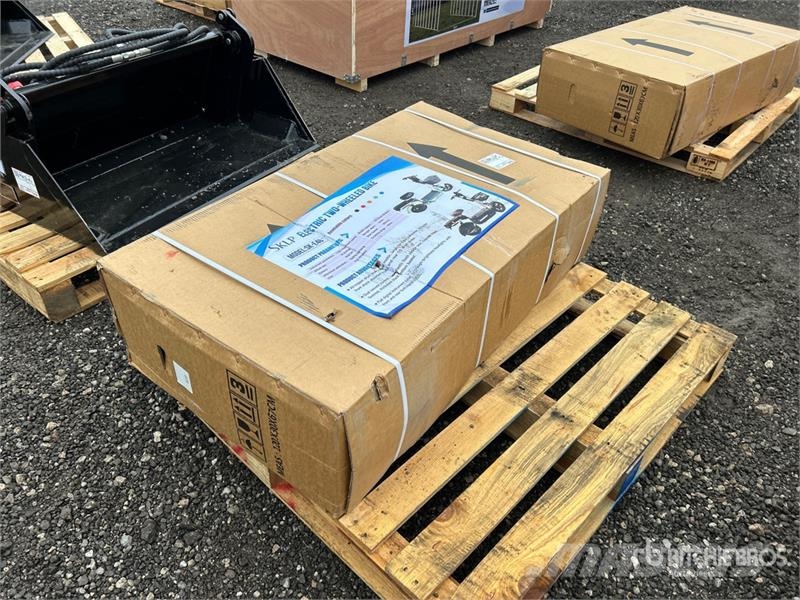  SKLP SK-E48 Electric Scooter (Unused) Mönkijät