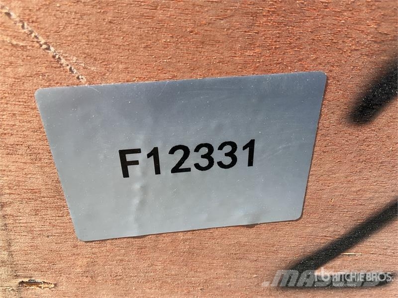  SKLP SK-S2012 Livestock Shelter (Unused) Autres matériels d'élevage