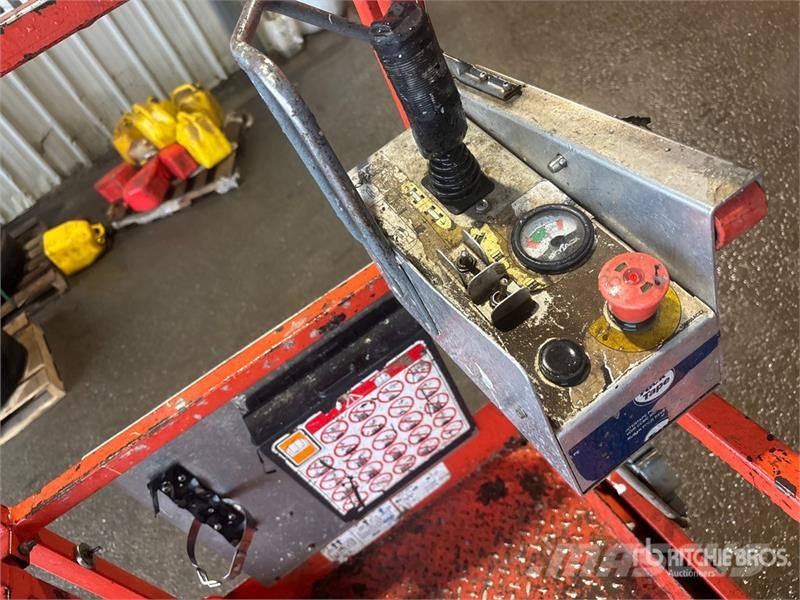 SkyJack SJ 3219 Electric Scissor Lift Škaraste platforme