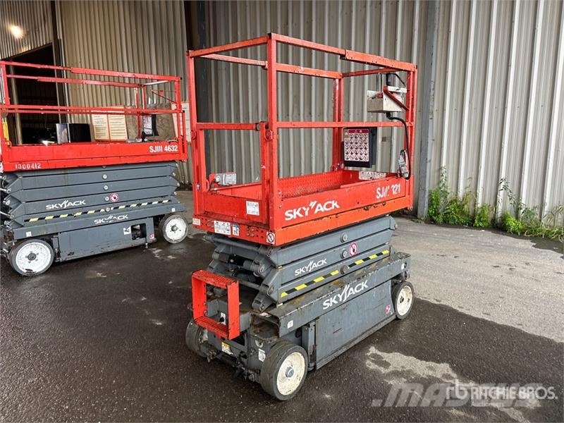 SkyJack SJ 3219 Electric Scissor Lift Škaraste platforme