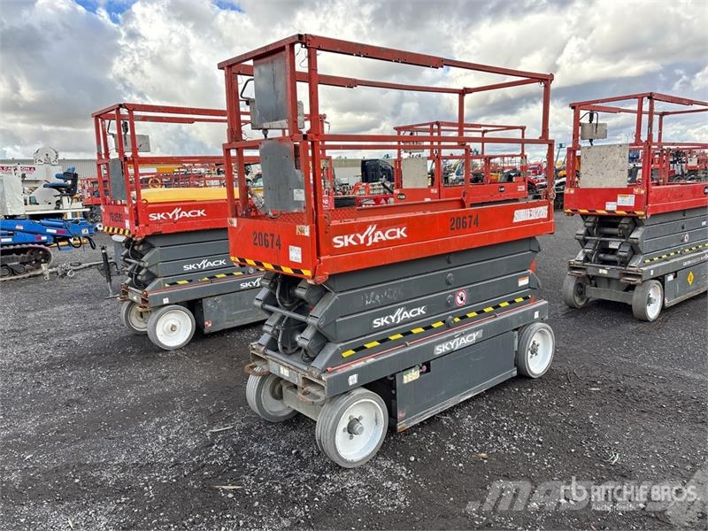 SkyJack SJ 3226 Electric Scissor Lift Scheren-Arbeitsbühnen