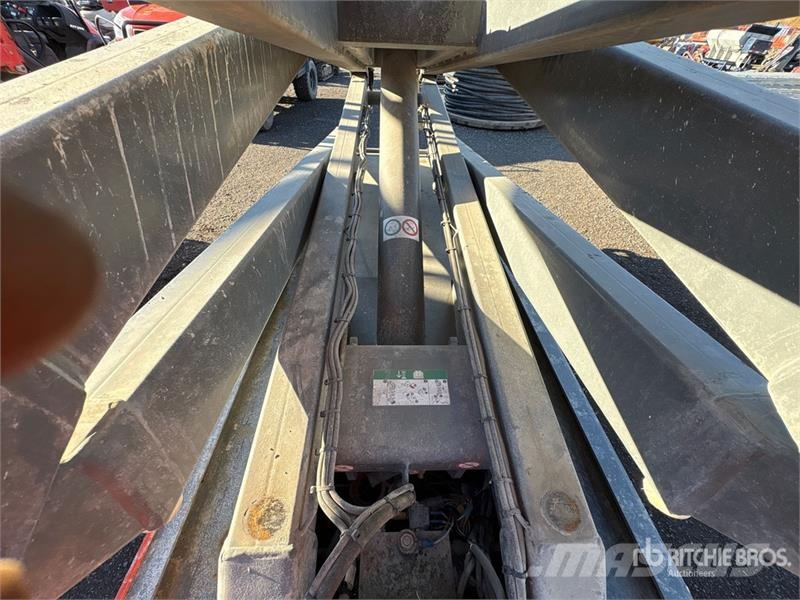 SkyJack SJ 3226 Electric Scissor Lift Škarjaste dvižne ploščadi