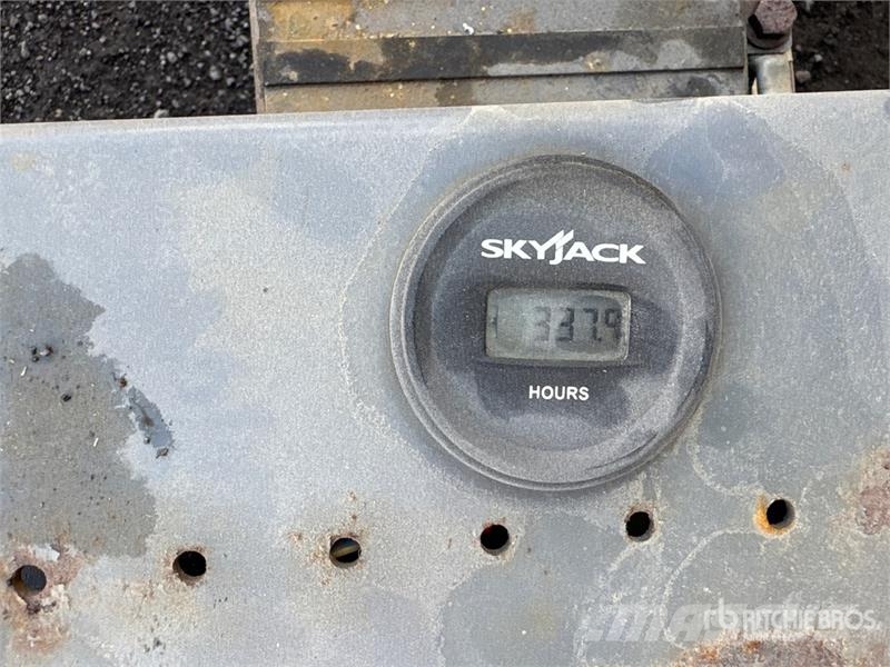 SkyJack SJ 3226 Electric Scissor Lift Scheren-Arbeitsbühnen