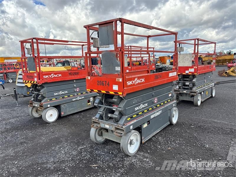 SkyJack SJ 3226 Electric Scissor Lift Scheren-Arbeitsbühnen
