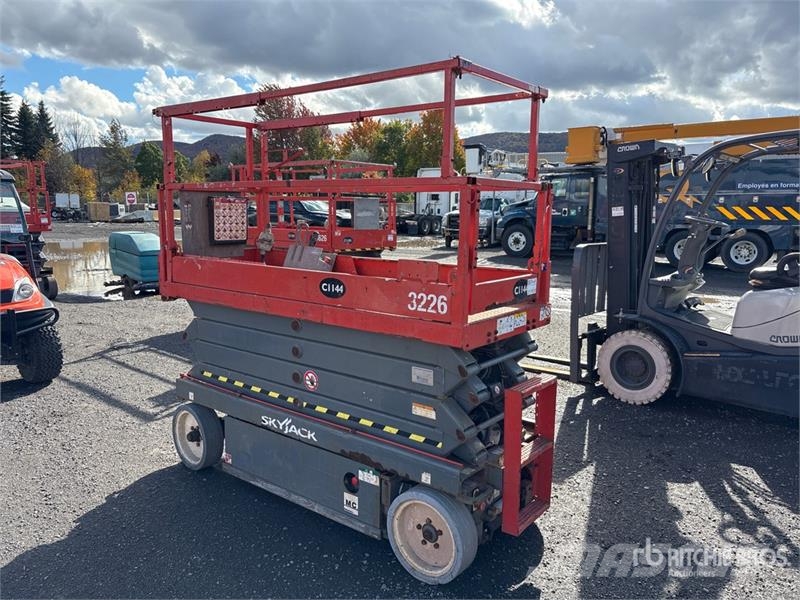 SkyJack SJ 3226 Electric Scissor Lift Scheren-Arbeitsbühnen