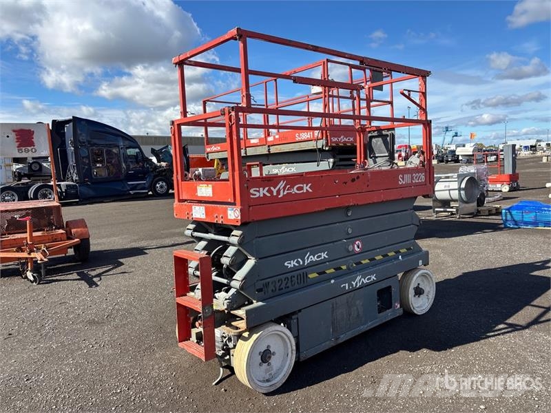 SkyJack SJ III 3226 Electric Scissor Lift Ножничные подъемники