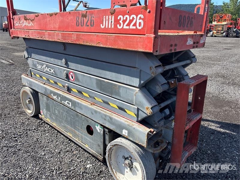 SkyJack SJ III 3226 Electric Scissor Lift Plataformas tijera