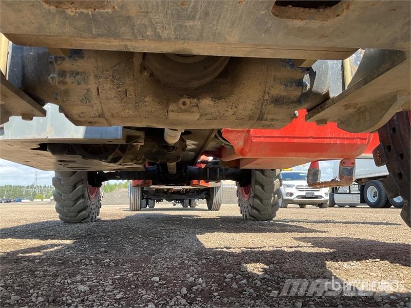 SkyJack SJ1056TH Telehandler Teleskopiskie manipulatori