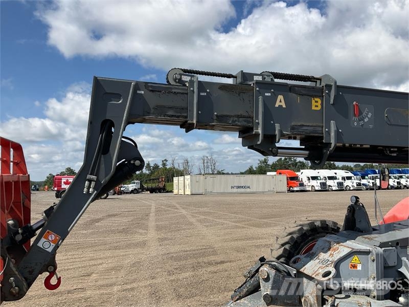 SkyJack SJ1056TH Telehandler Teleskopiskie manipulatori
