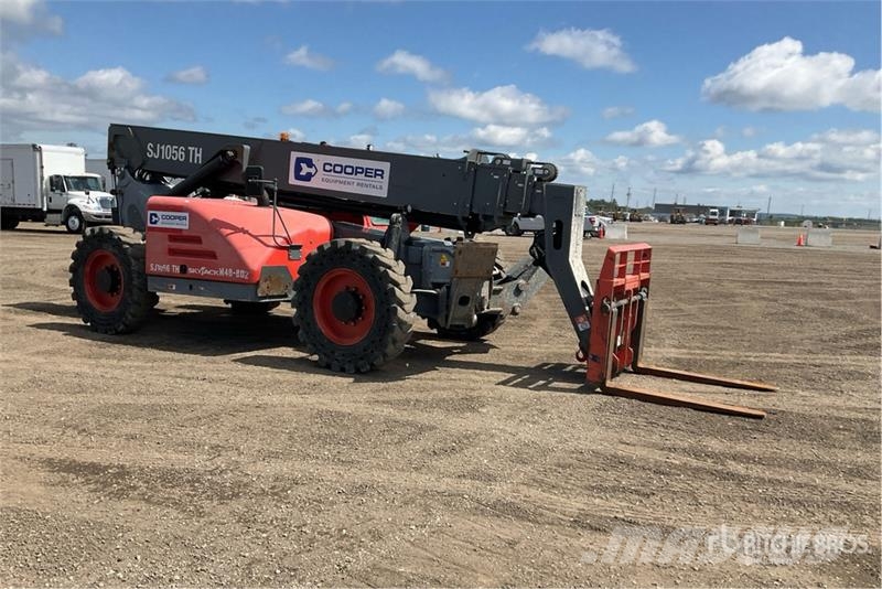 SkyJack SJ1056TH Telehandler Teleskopiskie manipulatori