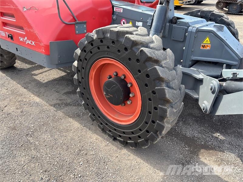 SkyJack SJ1056TH Telehandler Teleskopski viličari