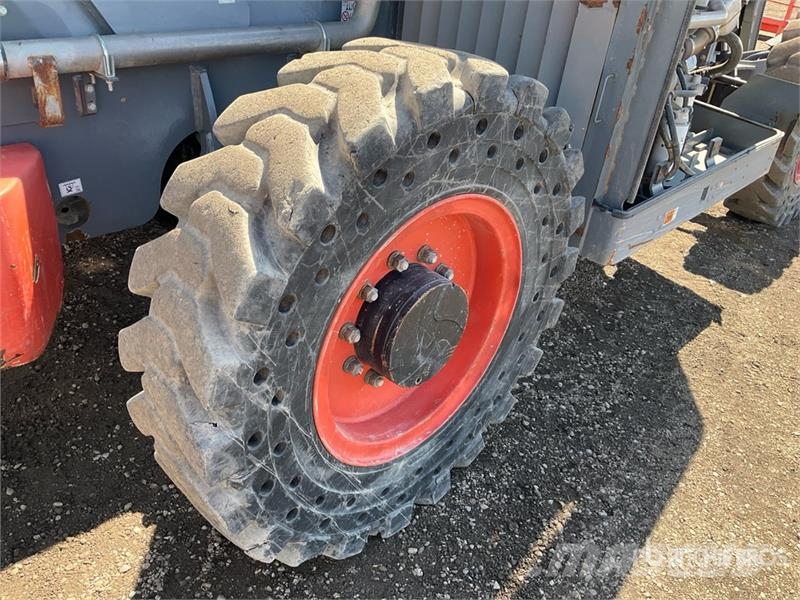SkyJack SJ1056TH Telehandler Teleskopiskie manipulatori