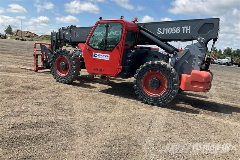SkyJack SJ1056TH Telehandler Teleskopiskie manipulatori