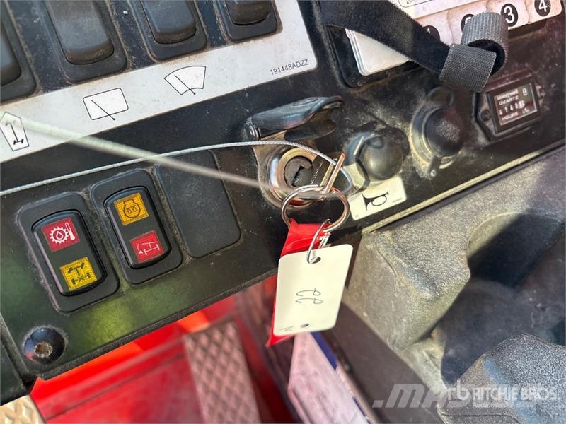 SkyJack SJ1056THS Telehandler Телескопические погрузчики
