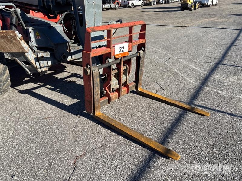 SkyJack SJ1056THS Telehandler Телескопические погрузчики