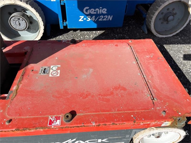 SkyJack SJ12 Vertical Mast Lift Vertikalne radne podizne platforme
