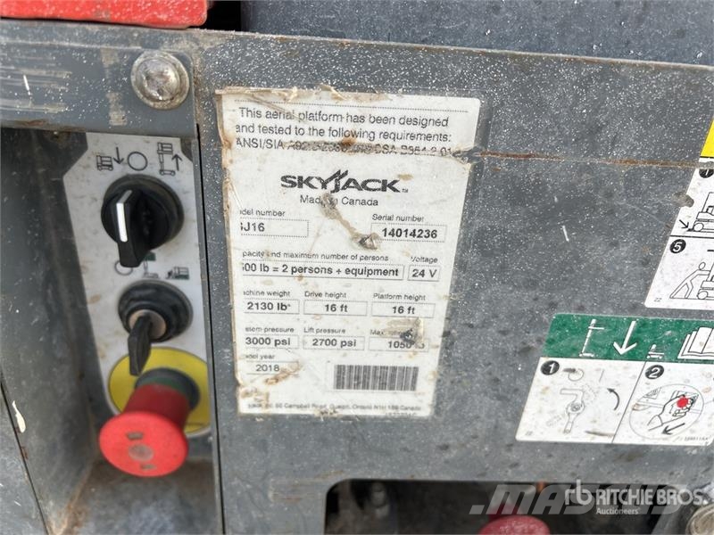 SkyJack SJ16 رافعات السارية الرأسية