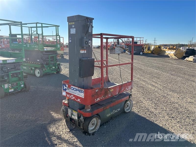 SkyJack SJ16 Personhissar och andra hissar