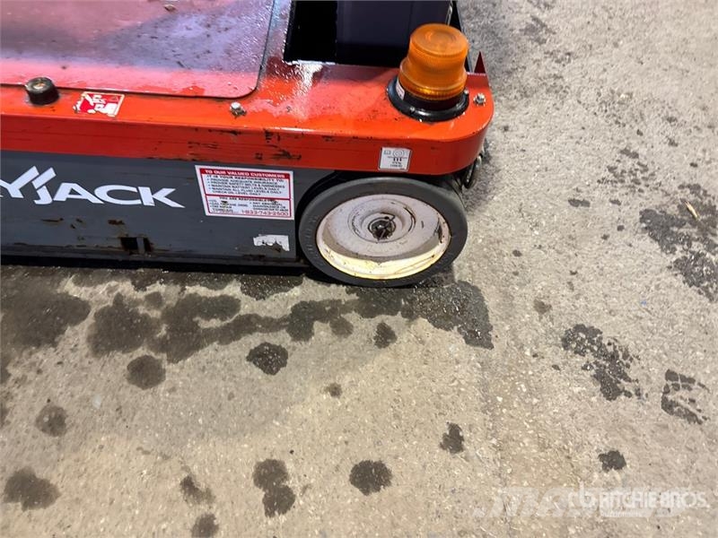 SkyJack SJ16 رافعات السارية الرأسية