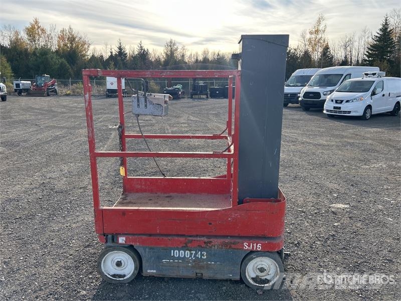 SkyJack SJ16 رافعات السارية الرأسية