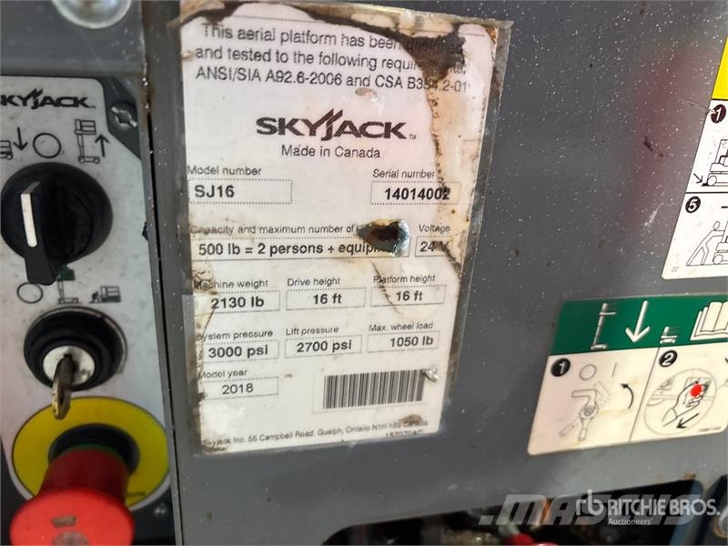 SkyJack SJ16 رافعات السارية الرأسية