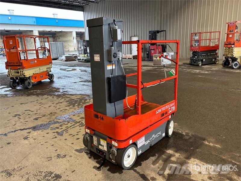 SkyJack SJ16 رافعات السارية الرأسية