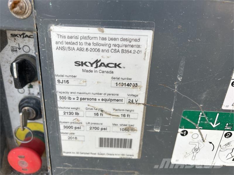 SkyJack SJ16 رافعات السارية الرأسية