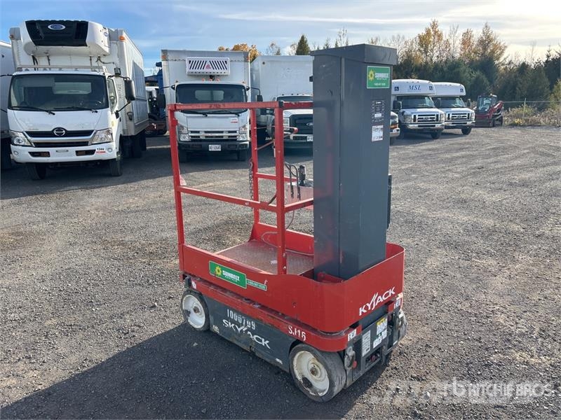 SkyJack SJ16 رافعات السارية الرأسية