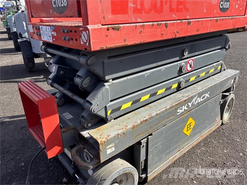 SkyJack SJ3219 Electric Scissor Lift Scheren-Arbeitsbühnen