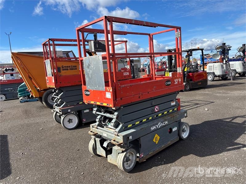 SkyJack SJ3219 Electric Scissor Lift Scheren-Arbeitsbühnen