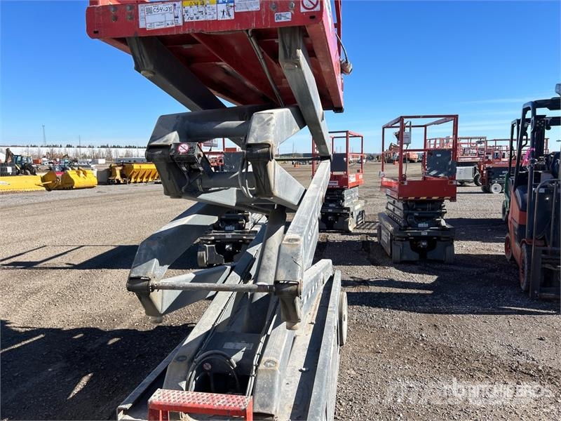 SkyJack SJ3220 Šķerveida pacēlāji