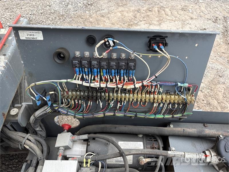 SkyJack SJ3226 Electric Scissor Lift Scissor lifts