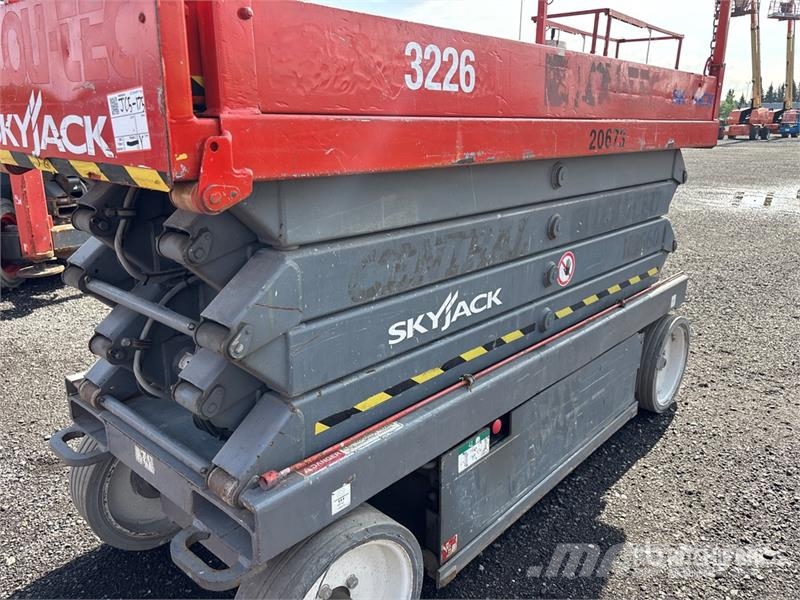 SkyJack SJ3226 Electric Scissor Lift Scissor lifts
