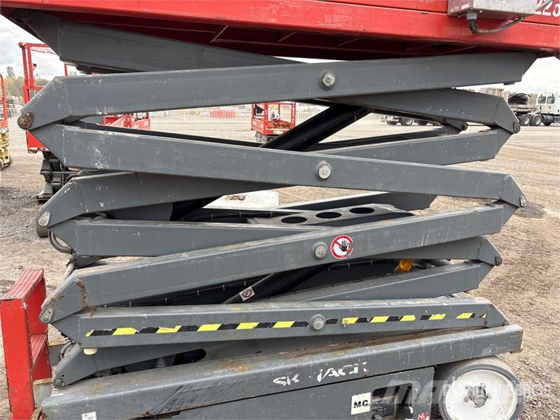 SkyJack SJ3226 Electric Scissor Lift Scissor lifts