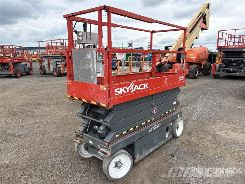 SkyJack SJ3226 Electric Scissor Lift Scissor lifts