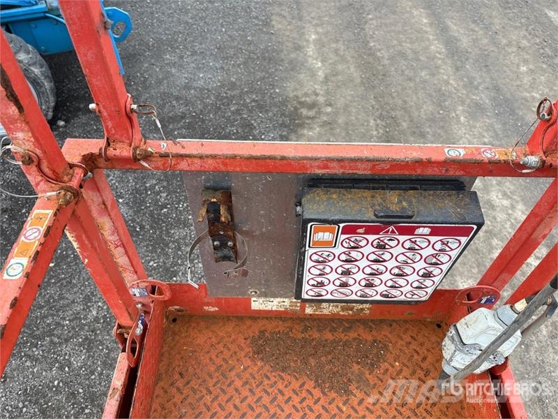 SkyJack SJ3226 Electric Scissor Lift Šķerveida pacēlāji