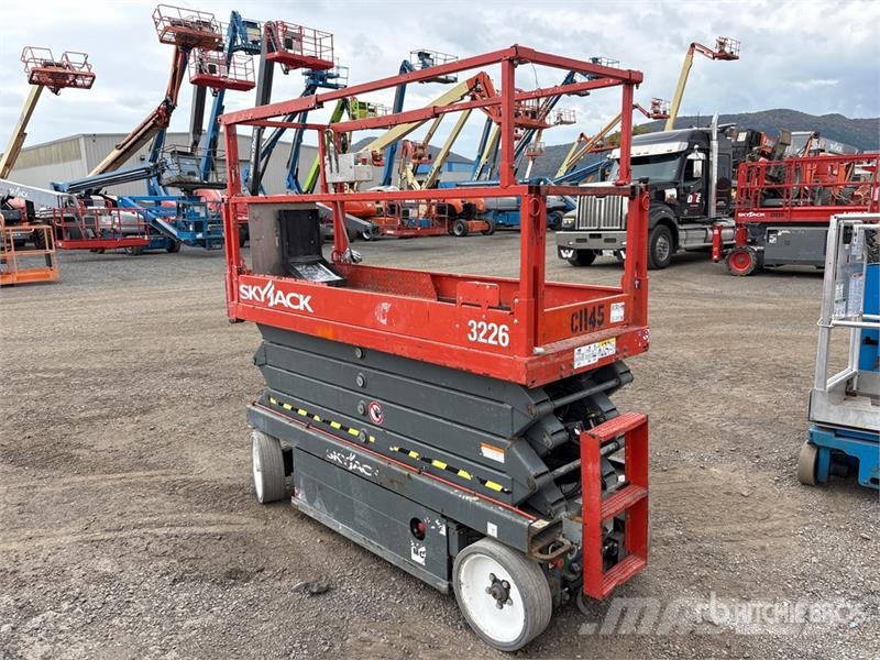 SkyJack SJ3226 Electric Scissor Lift Scissor lifts