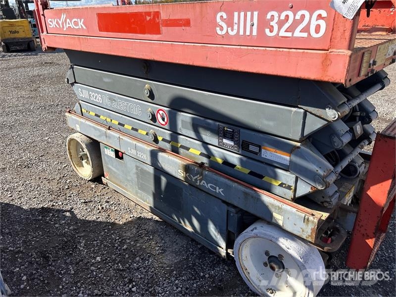 SkyJack SJ3226 Scissor Lift Šķerveida pacēlāji