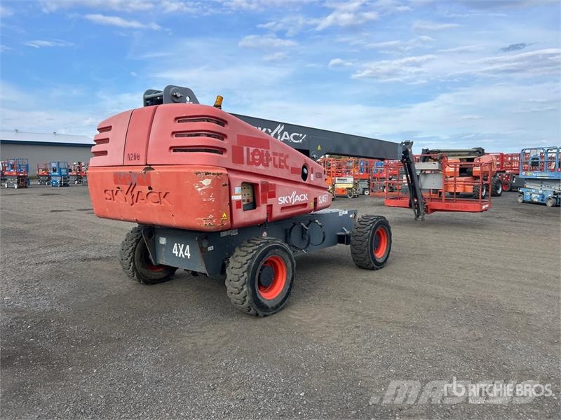 SkyJack SJ45T 4WD Dual Fuel Telescopic Boom Lift Teleskopiskie pacēlāji
