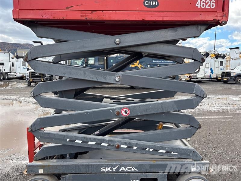 SkyJack SJ4626 Electric Scissor Lift Scheren-Arbeitsbühnen