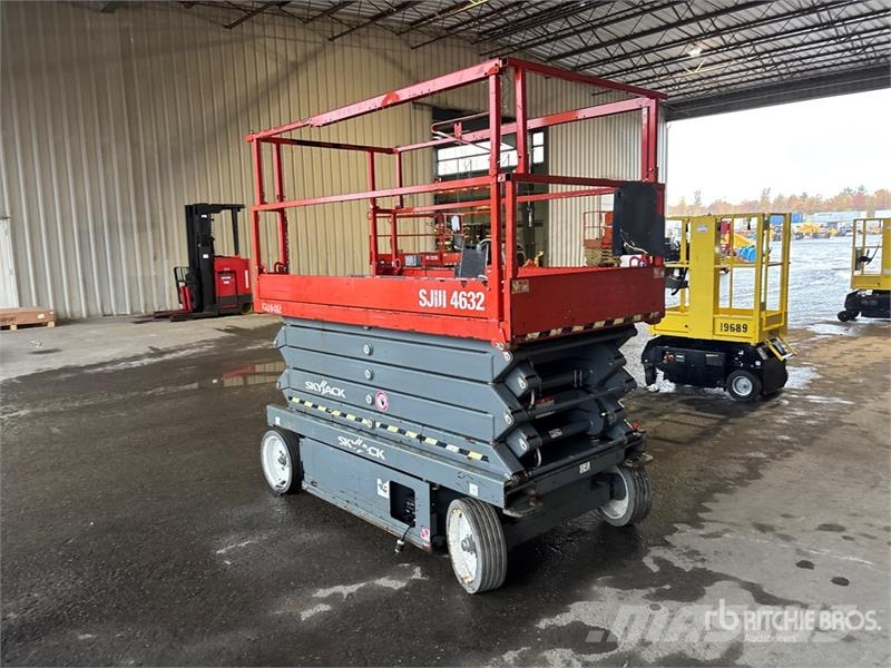 SkyJack SJ4632 Electric Scissor Lift Škaraste platforme
