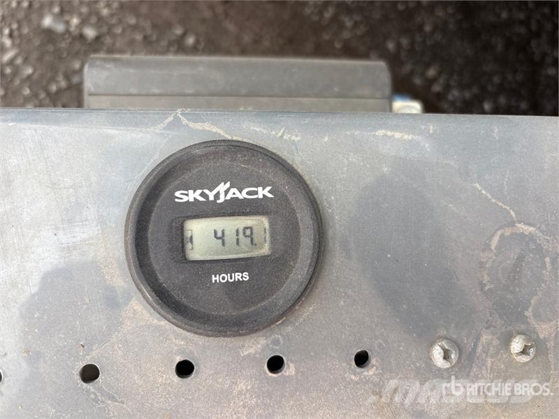 SkyJack SJ4632 Electric Scissor Lift Scheren-Arbeitsbühnen