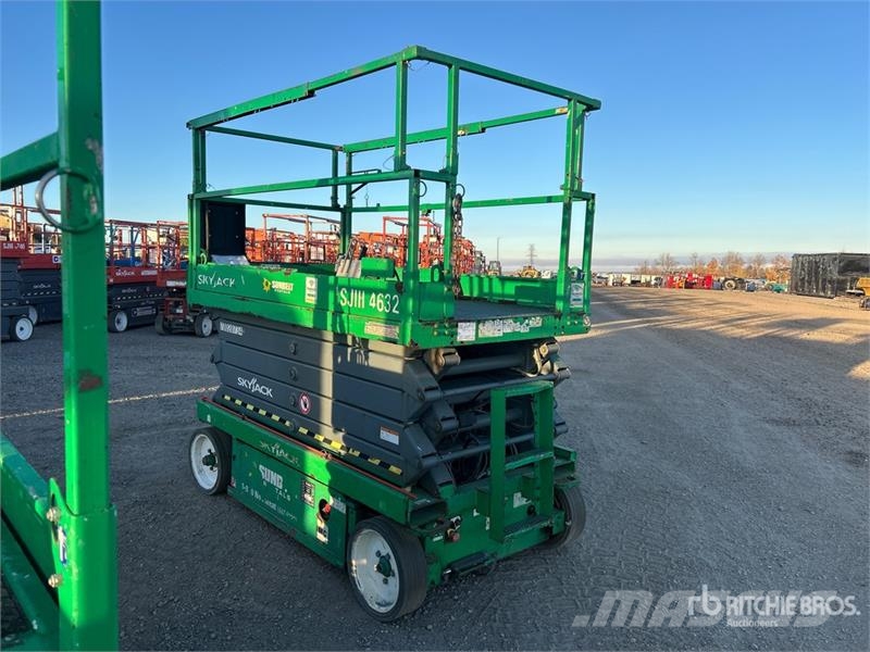 SkyJack SJ4632 Electric Scissor Lift Šķerveida pacēlāji